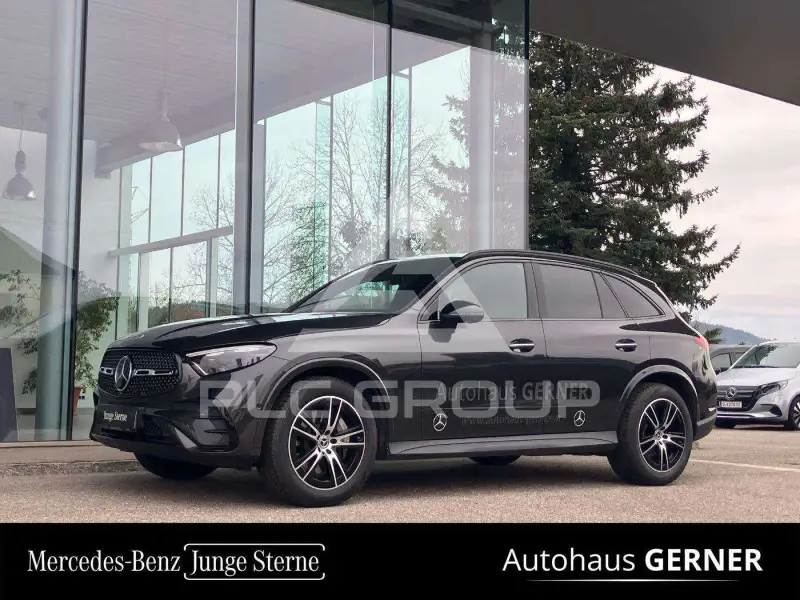 2025 Mercedes Benz GLC 220