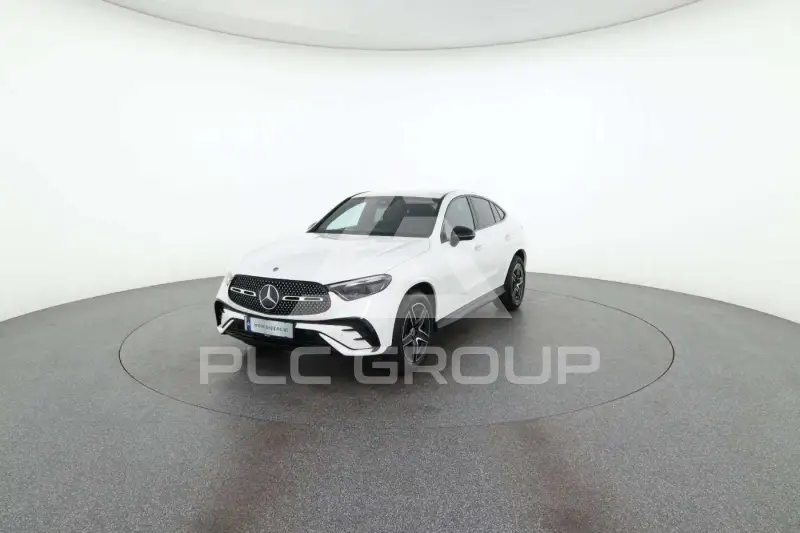 2025 Mercedes Benz GLC 220