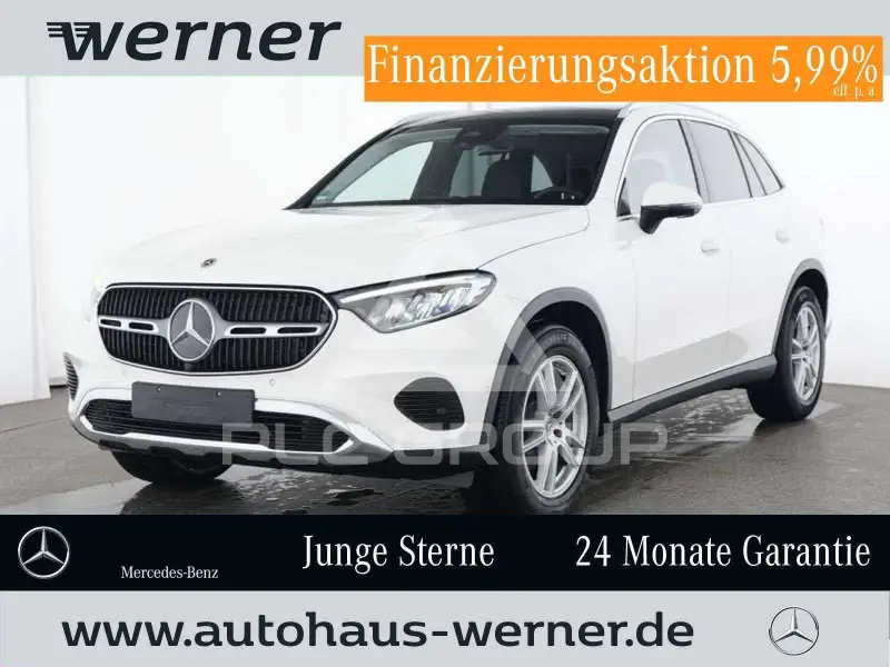 2025 Mercedes Benz GLC 220
