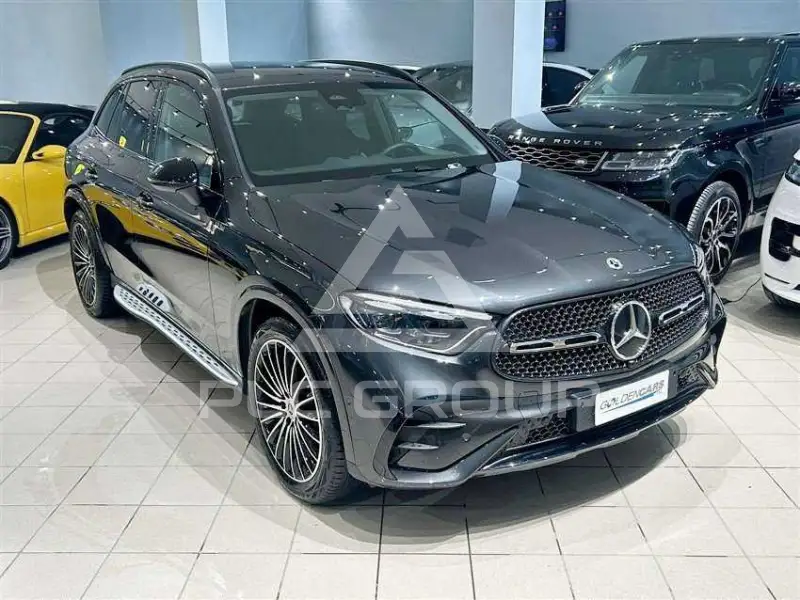 2025 Mercedes Benz GLC 220