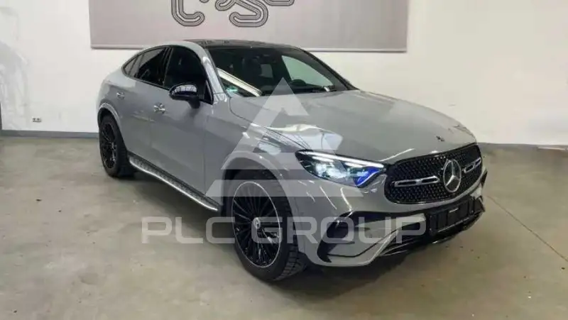2025 Mercedes Benz GLC 220