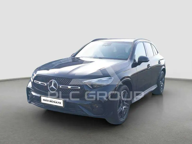 2025 Mercedes Benz GLC 220