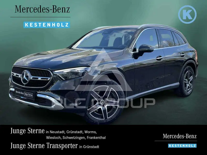2025 Mercedes Benz GLC 220