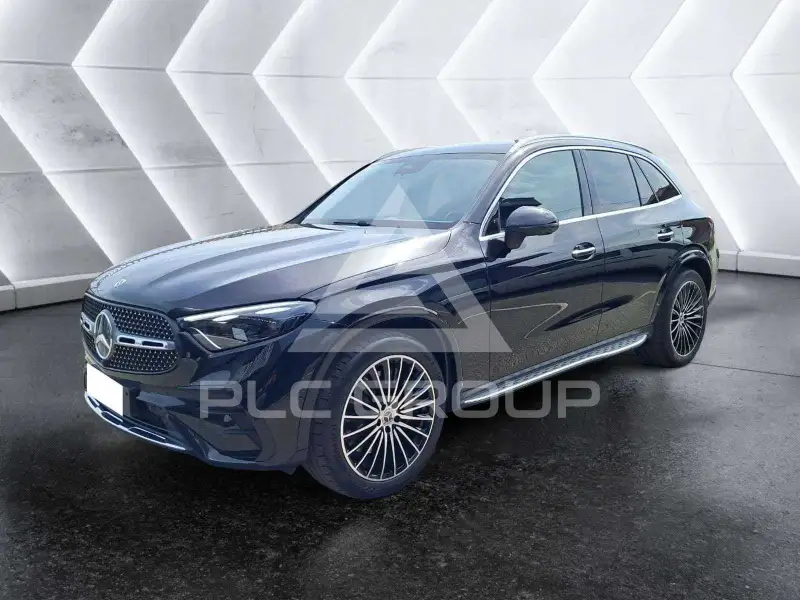 2025 Mercedes Benz GLC 220