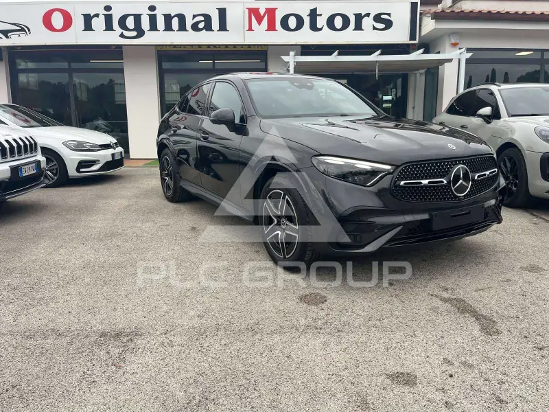 2025 Mercedes Benz GLC 220