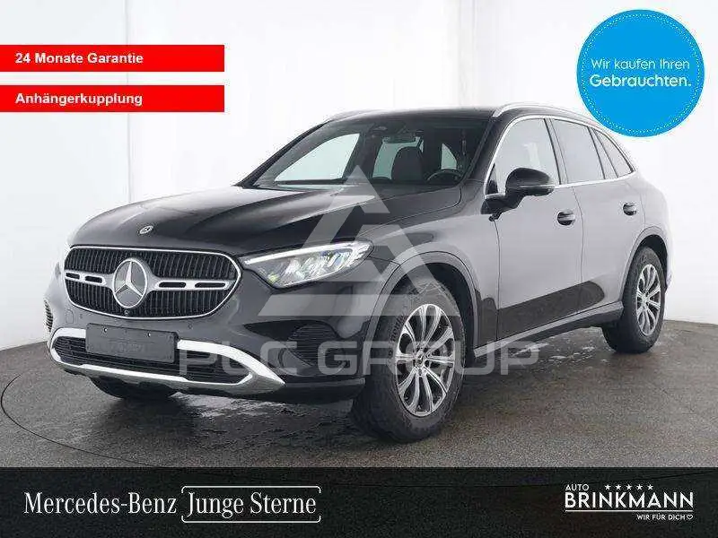 2025 Mercedes Benz GLC 220