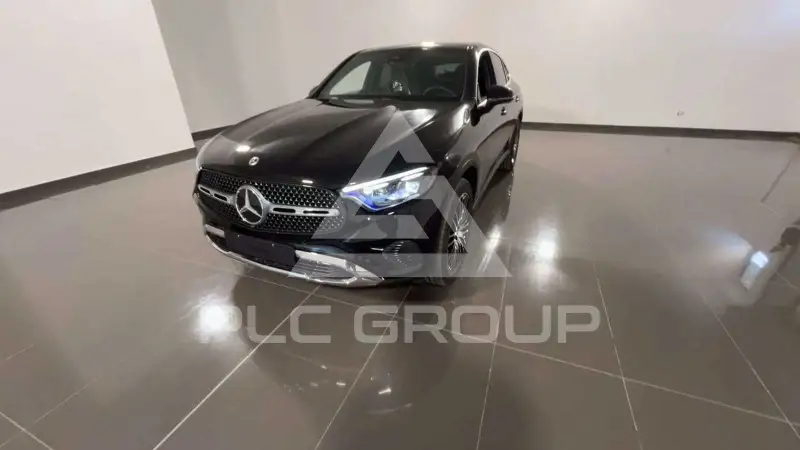 2026 Mercedes Benz GLC 220
