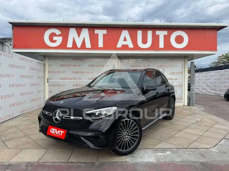 2025 Mercedes Benz GLC 220