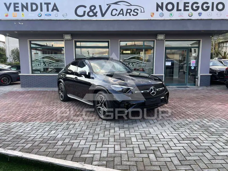 2025 Mercedes Benz GLC 220