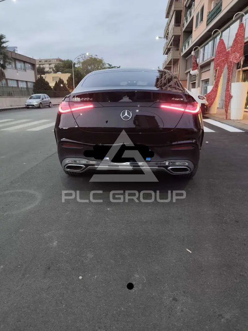 2025 Mercedes Benz GLC 220