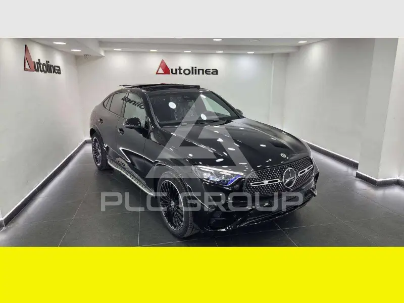 2025 Mercedes Benz GLC 220