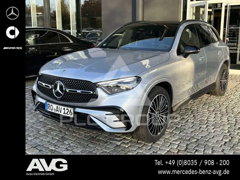 2025 Mercedes Benz GLC 220