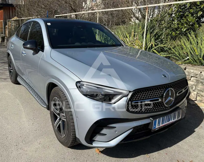2025 Mercedes Benz GLC 220