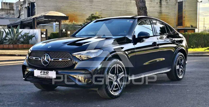 2025 Mercedes Benz GLC 220