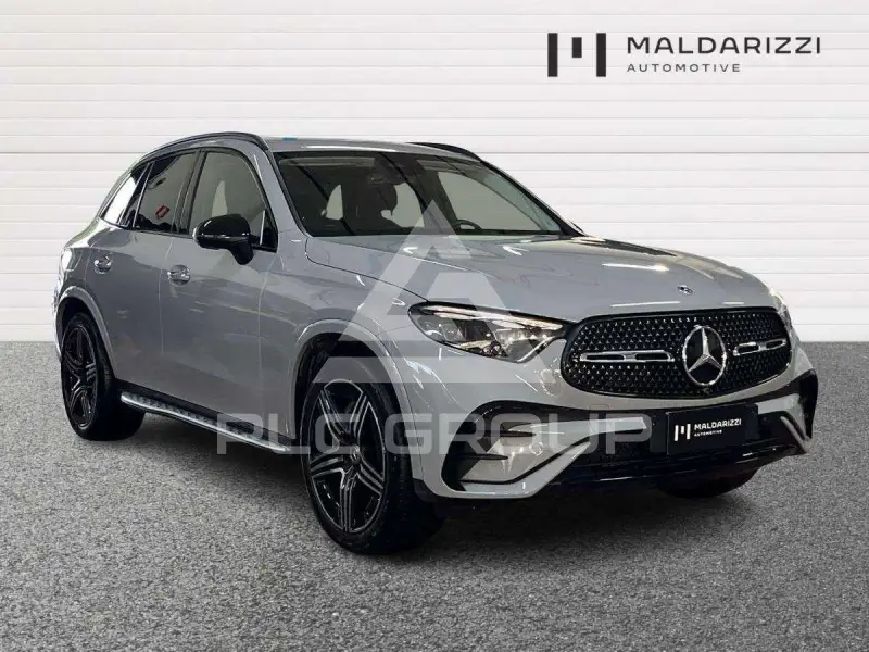 2025 Mercedes Benz GLC 43 AMG