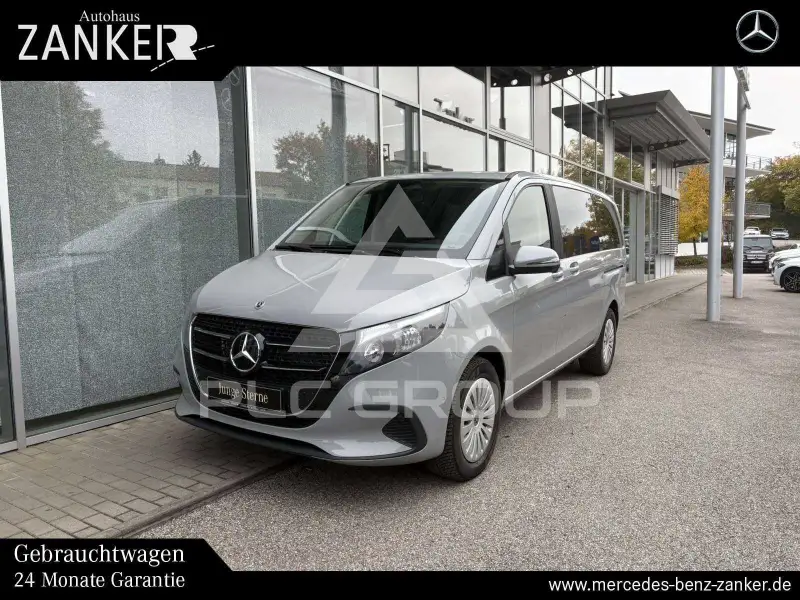 2025 Mercedes Benz V 300