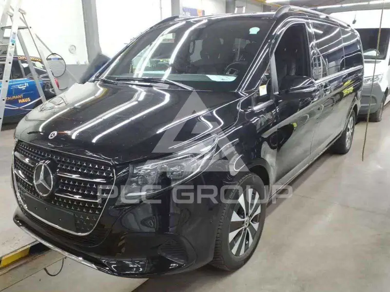 2025 Mercedes Benz V 300