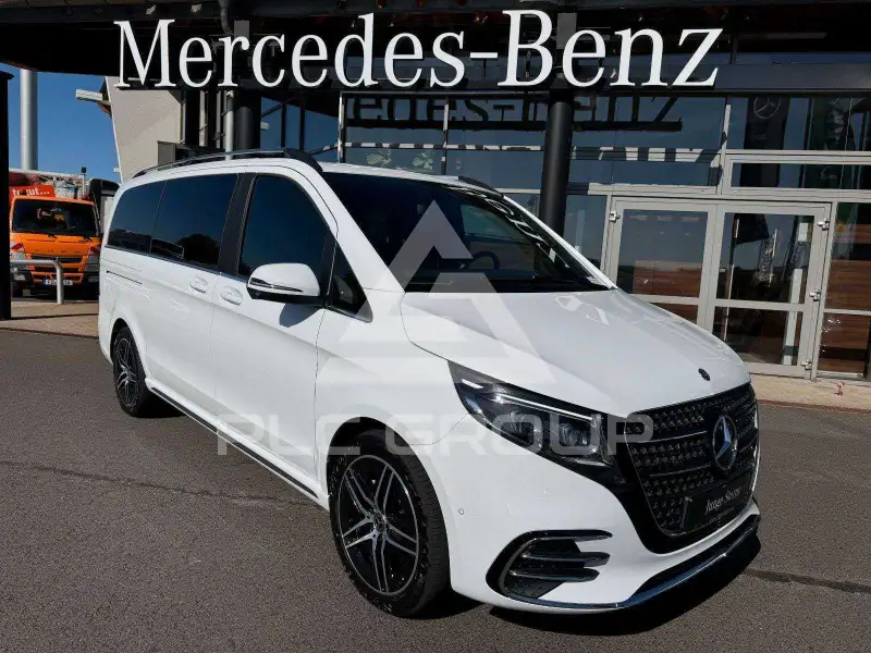 2025 Mercedes Benz V 300