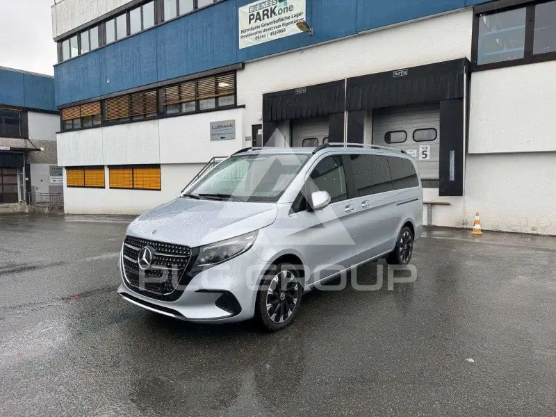 2025 Mercedes Benz V 300
