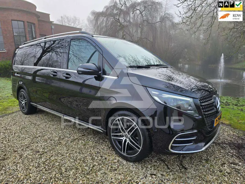 2025 Mercedes Benz V 300