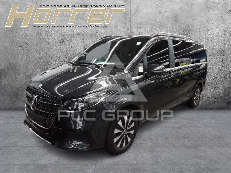 2025 Mercedes Benz V 300