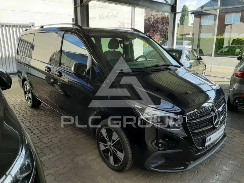 2025 Mercedes Benz V 300