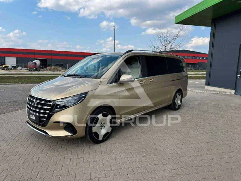 2025 Mercedes Benz V 300