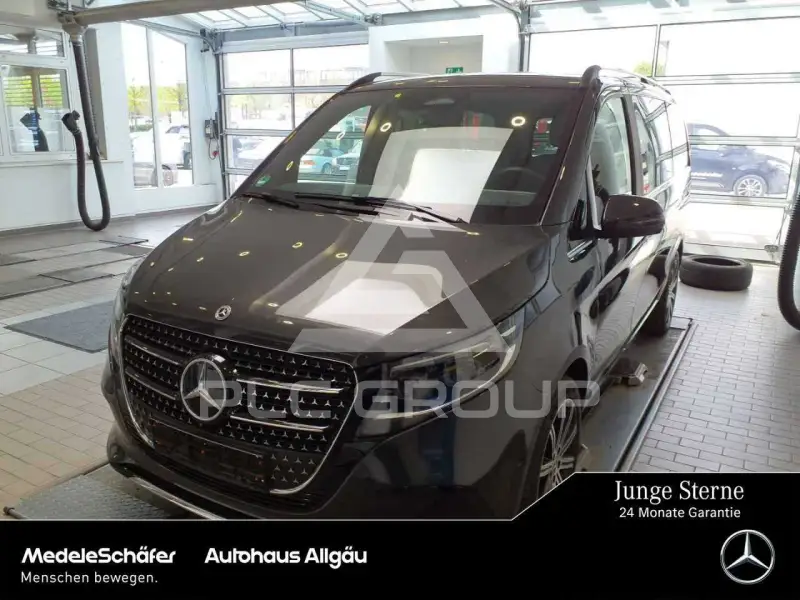 2025 Mercedes Benz V 300