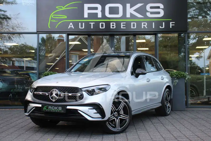 2025 Mercedes Benz GLC 400