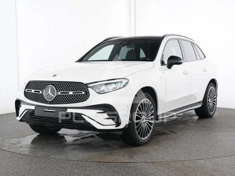2025 Mercedes Benz GLC 400
