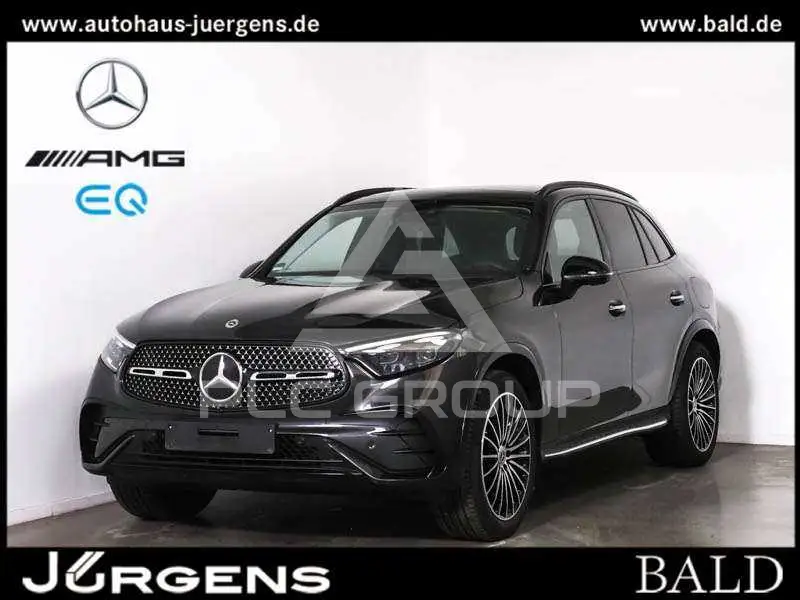 2025 Mercedes Benz GLC 400
