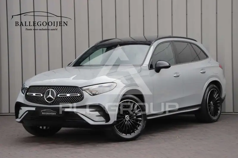 2025 Mercedes Benz GLC 400