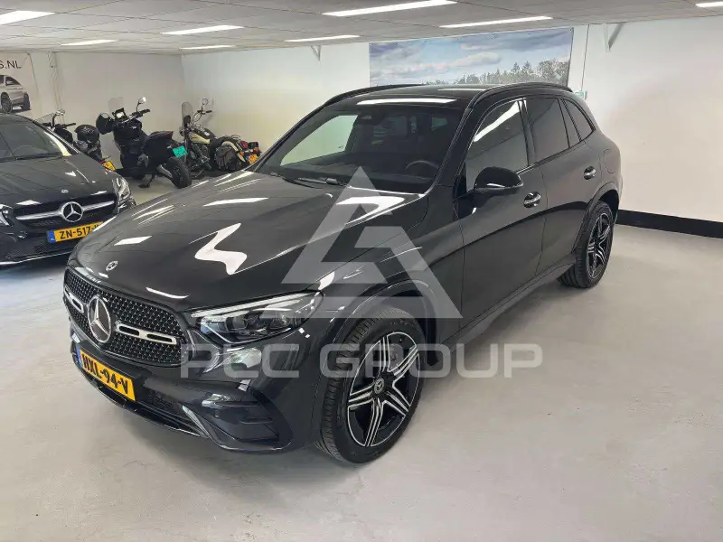 2025 Mercedes Benz GLC 400