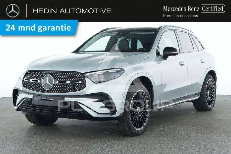 2025 Mercedes Benz GLC 400