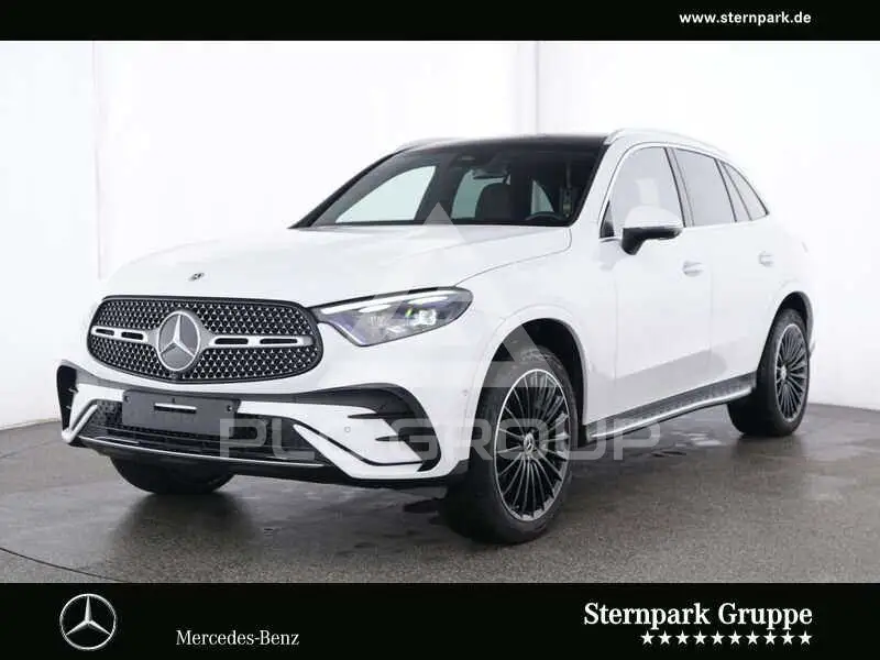 2025 Mercedes Benz GLC 400