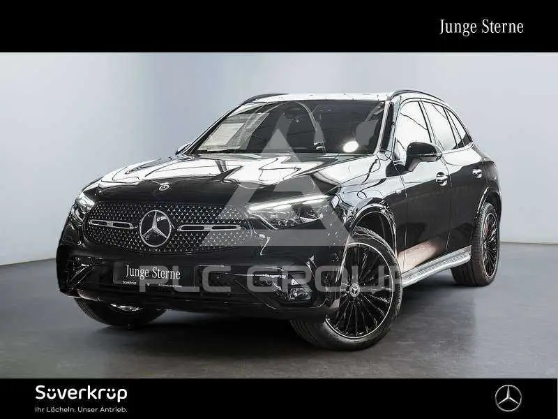 2025 Mercedes Benz GLC 400