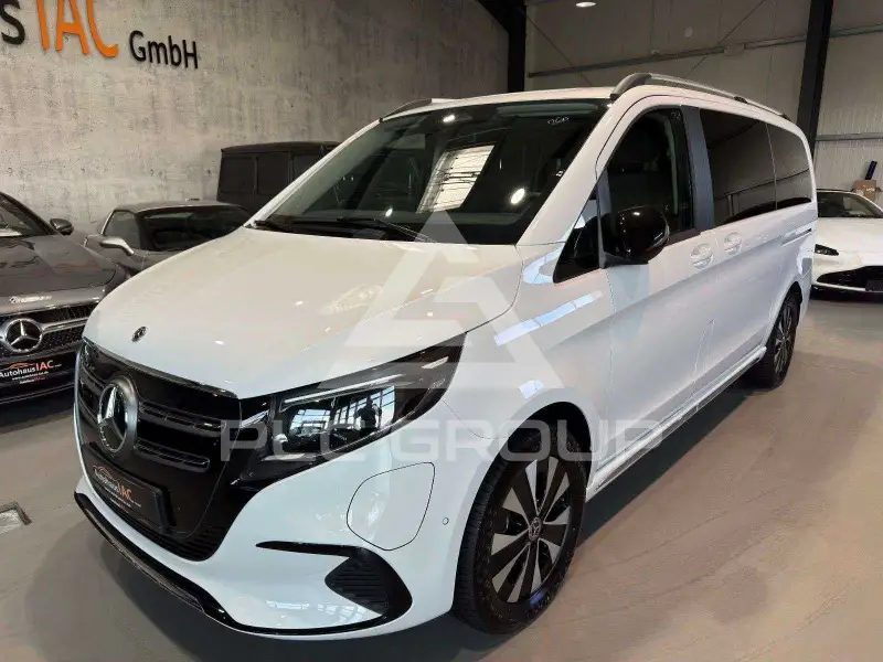 2025 Mercedes Benz EQV