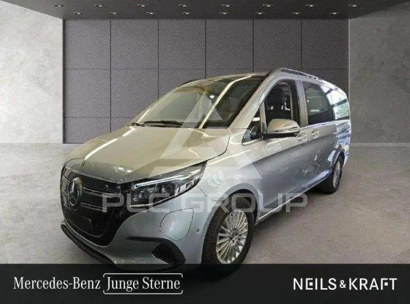 2025 Mercedes Benz EQV