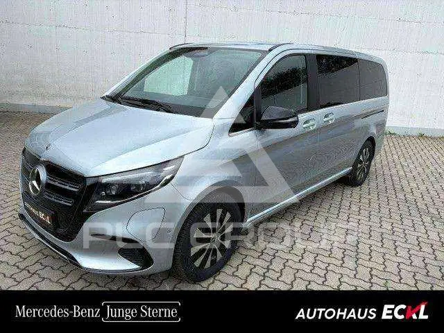 2025 Mercedes Benz EQV