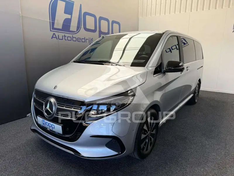 2025 Mercedes Benz EQV