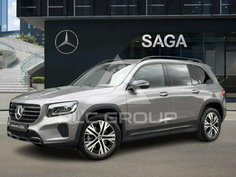 2025 Mercedes Benz GLB 180