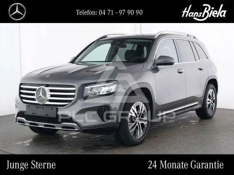 2025 Mercedes Benz GLB 180