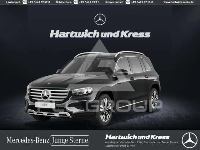 2025 Mercedes Benz GLB 180