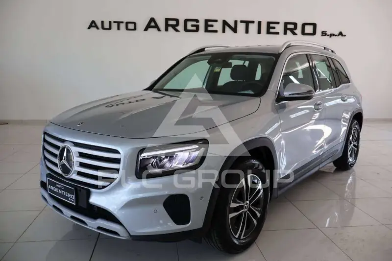 2025 Mercedes Benz GLB 180