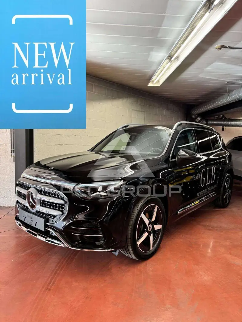 2025 Mercedes Benz GLB 180
