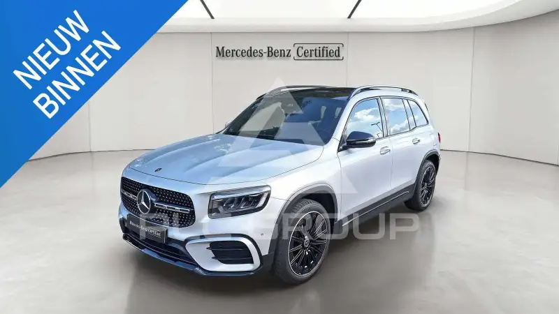 2025 Mercedes Benz GLB 180