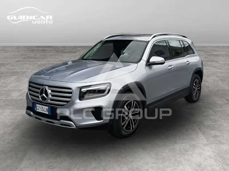 2025 Mercedes Benz GLB 180