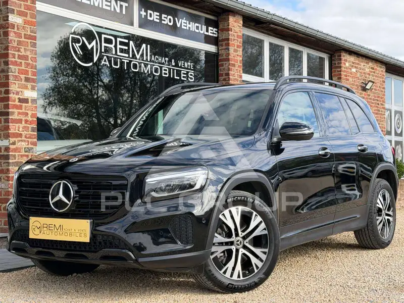 2025 Mercedes Benz GLB 180