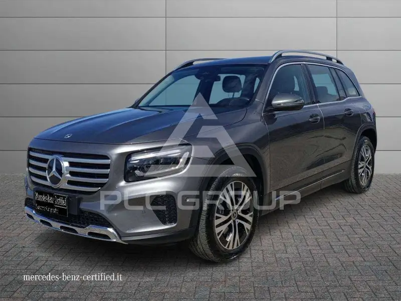 2025 Mercedes Benz GLB 180