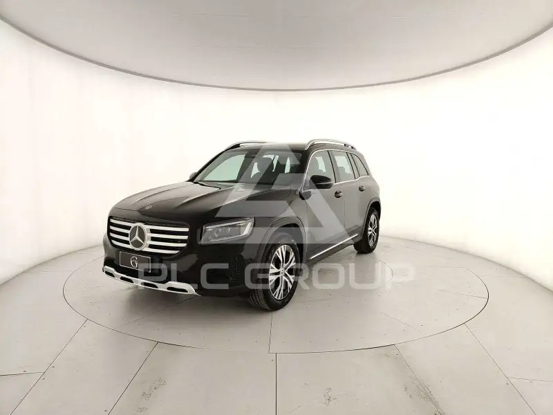 2025 Mercedes Benz GLB 180